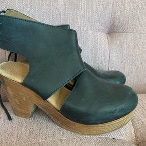 Free People clogs